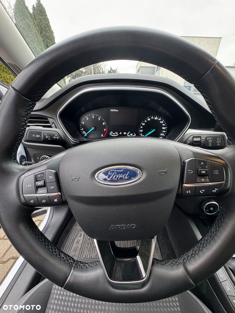 Ford Focus 1.0 EcoBoost Connected - 10
