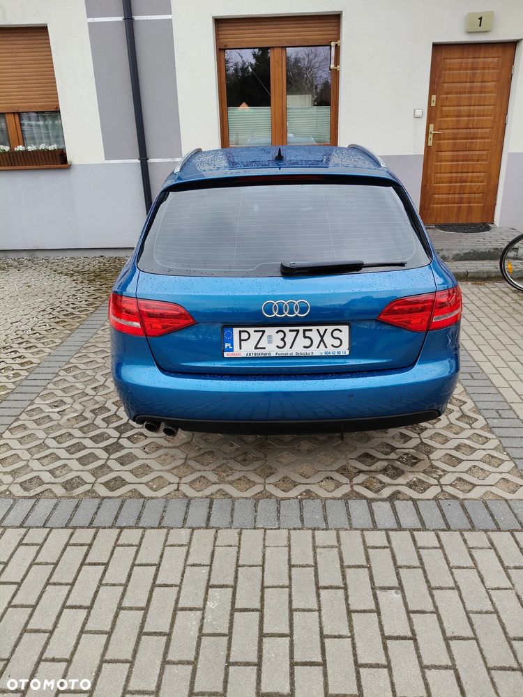 Audi A4 Avant 2.0 TDI DPF multitronic Ambiente - 16