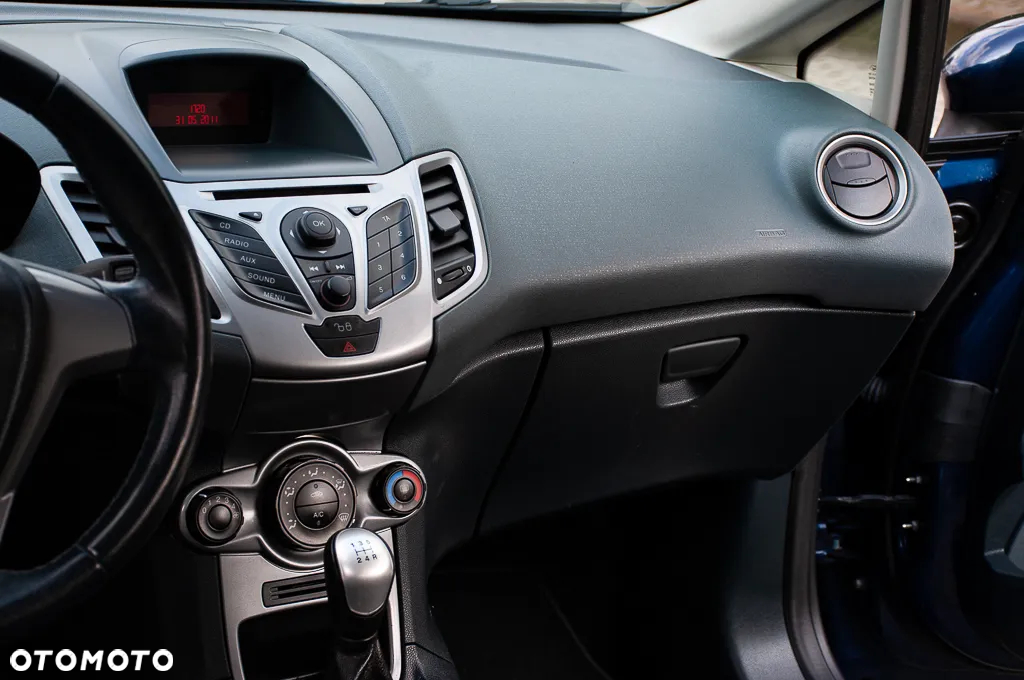 Ford Fiesta - 33