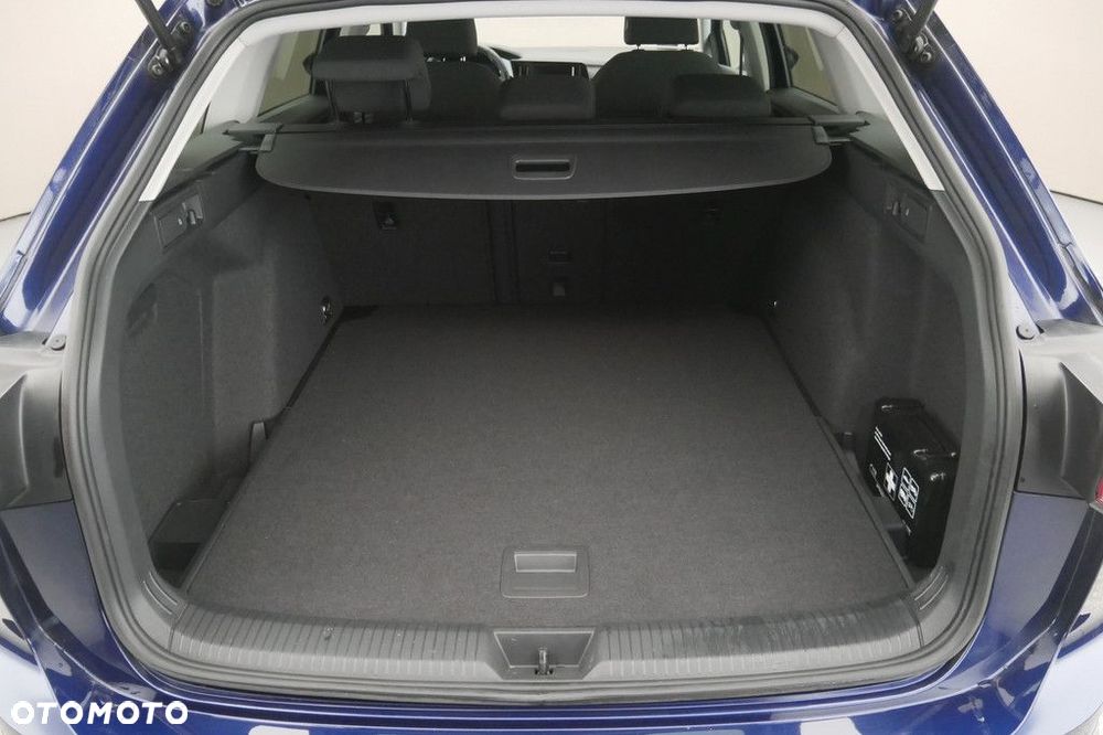 Volkswagen Golf Variant - 16