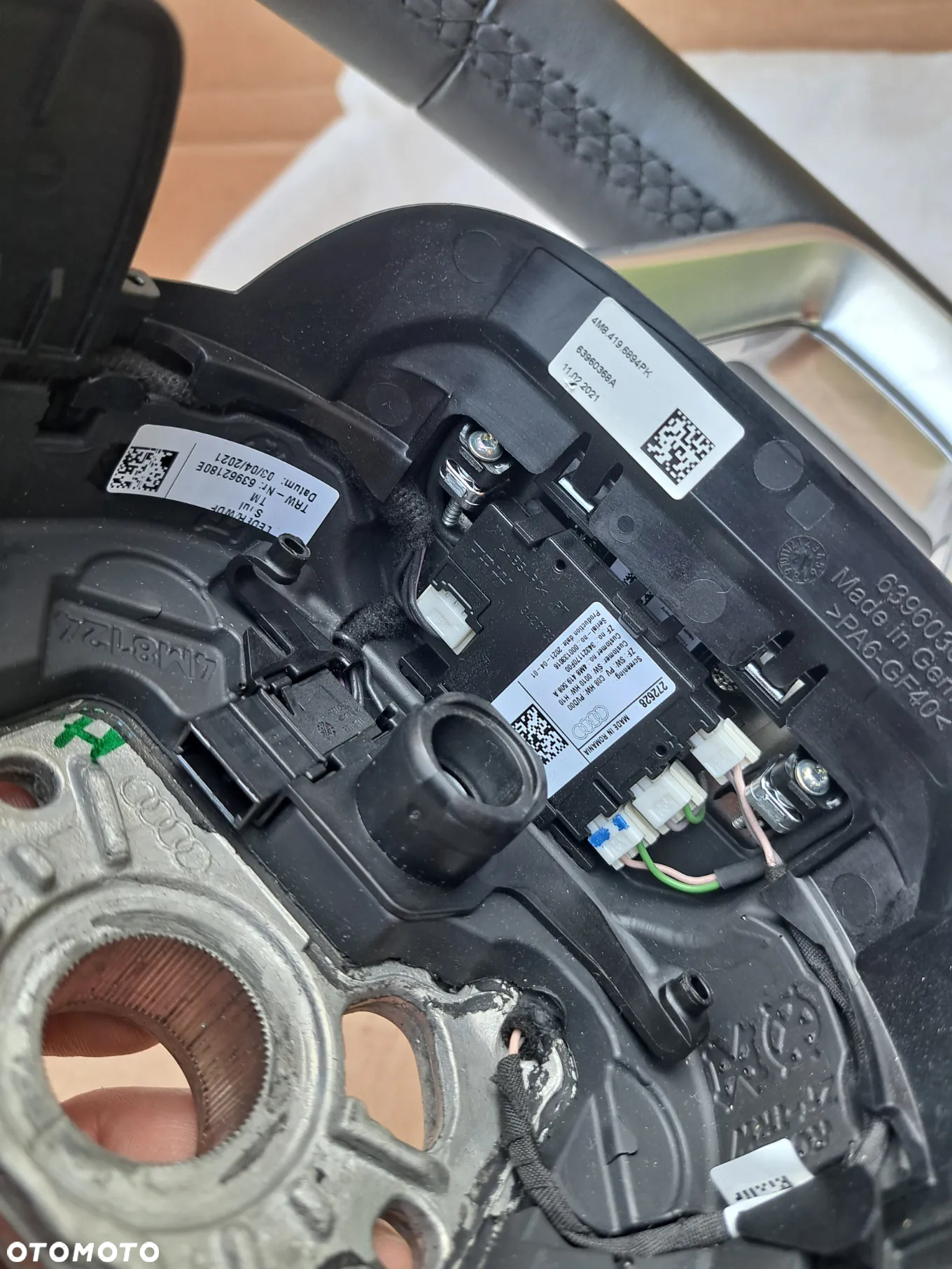 Kierownica wielofunkcyjna Audi A4 B9 A5 F5 Q5 FY Q7 II Q8 Łopatki 4M8419091AJ MJM 4M8419508A 4M8419091N MJM - 13