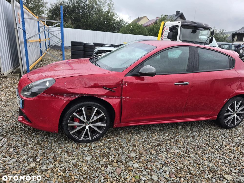 Alfa Romeo Giulietta 1.6 JTDM 16V Super - 4
