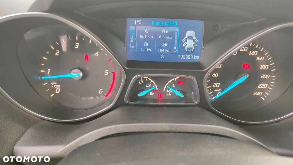 Ford Kuga 2.0 TDCi 4x4 Titanium - 26