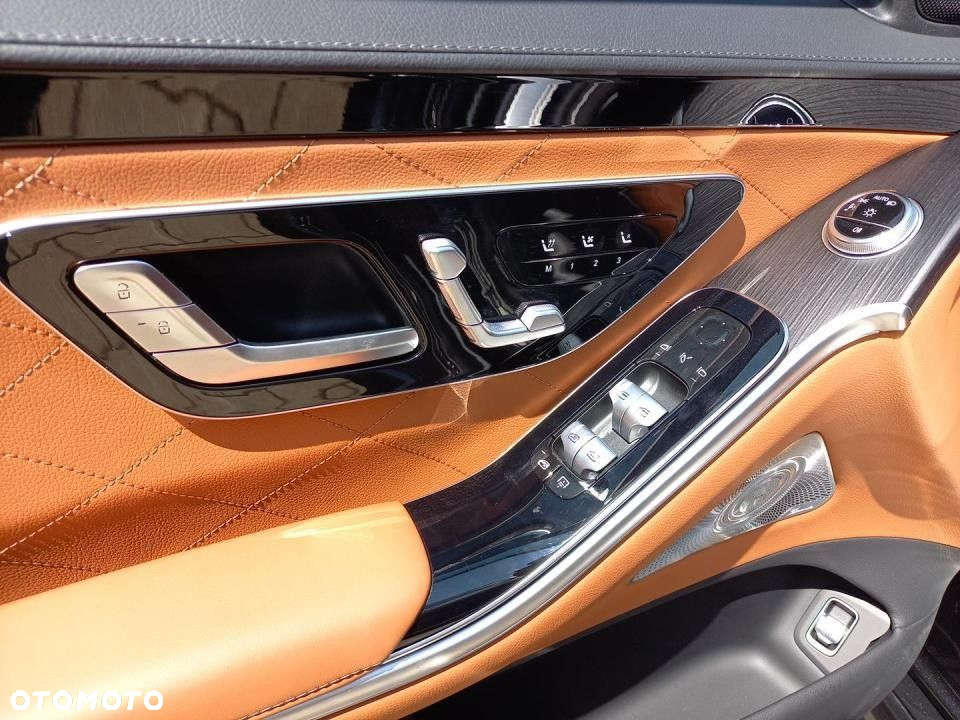 Mercedes-Benz Klasa S 400 d 4-Matic AMG Line 9G-TRONIC - 24