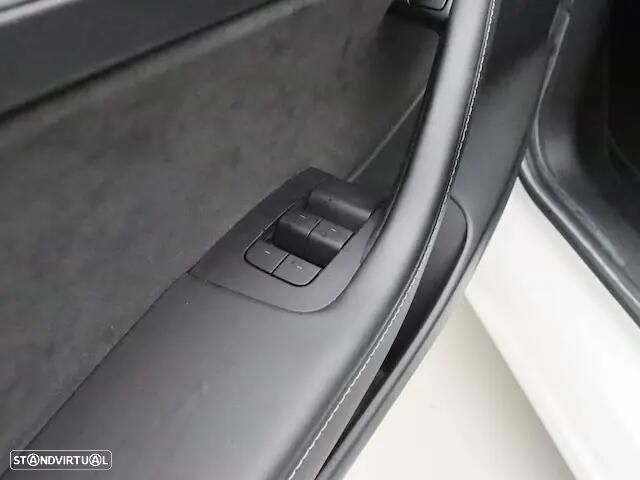 Tesla Model 3 Standard Range Plus RWD - 18