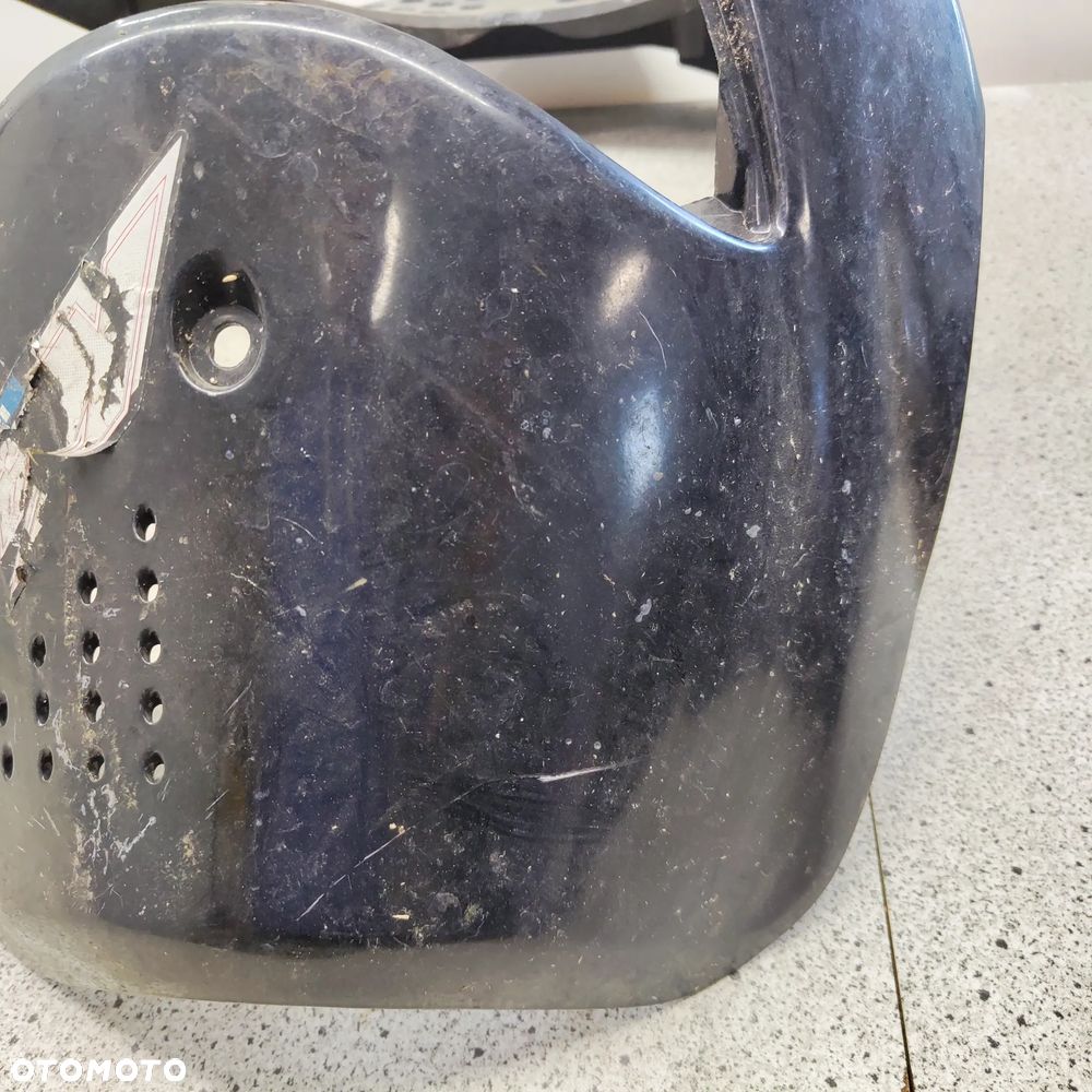 Czacha, czasza, owiewka, osłona przód Suzuki AY 50 AY50 Katana 50 - 23