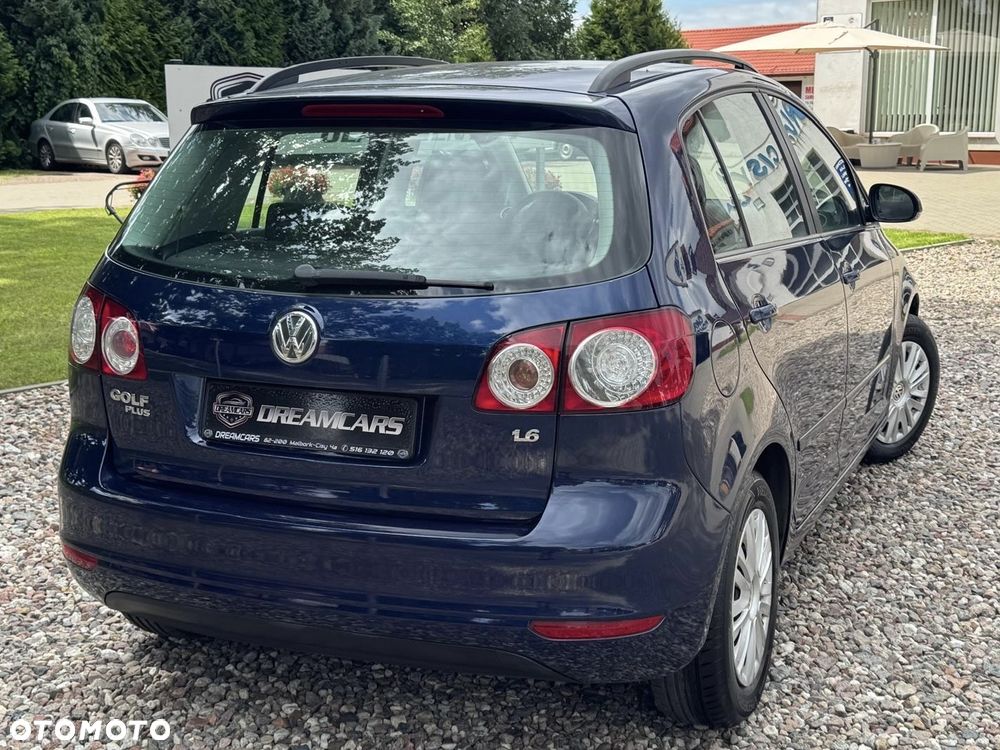 Volkswagen Golf Plus - 11