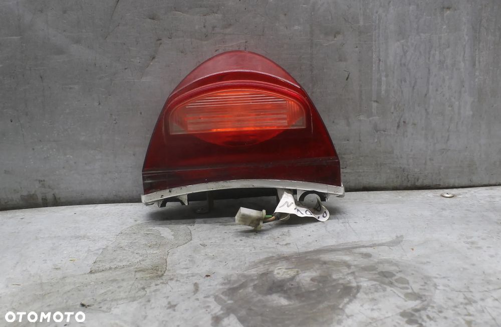 Daelim Roadwin 125 lampa tył tylna - 1