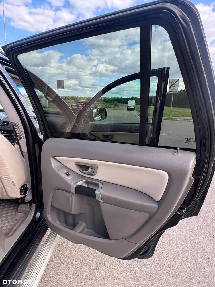 Volvo XC 90 D5 AWD Executive - 16