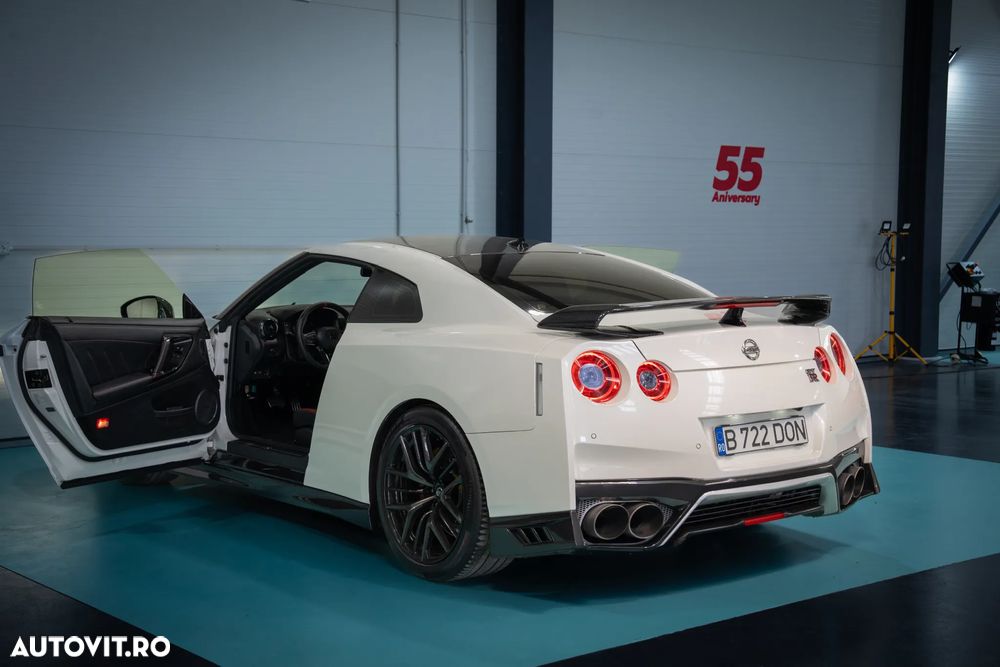 Nissan GT-R - 37