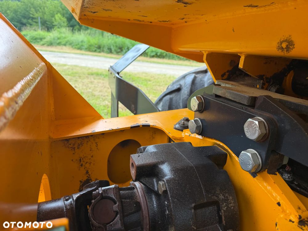 Thwaites MACH2026 Wozidło Budowlane Rolnicze 4x4. wózek z Obrotową Kolebą. 6 ton ładowność.  Silnik DEUTZ 80KM 4 cylindry. 2400 mtg. 2019 rok. Jazda Rewers 3prędkości. Maszyna jak Nowa z Norweskiego Gospodarstwa! Ani deka luzów i wycieków! Hydrostatic. Pełny Oryginał. Hamulce brzytwa. Serwisy w DEKRA. Maszyna Woziła lekkie ładunki. Praktycznie zerowe zużycie. Wielka Okazja. Wszystko w pełnym Oryginale. Opony Oryginał. Oświetlenie Fabryczne. Po serwisach. OKAZJA - 20