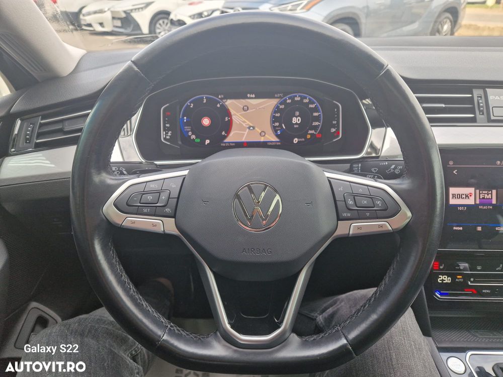 Volkswagen Passat 2.0 TDI DSG Comfortline - 12