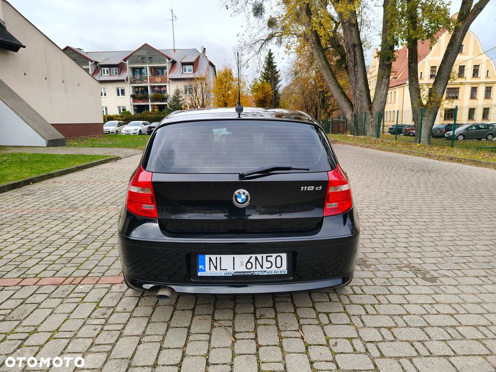 BMW Seria 1 118d Sport Line - 22