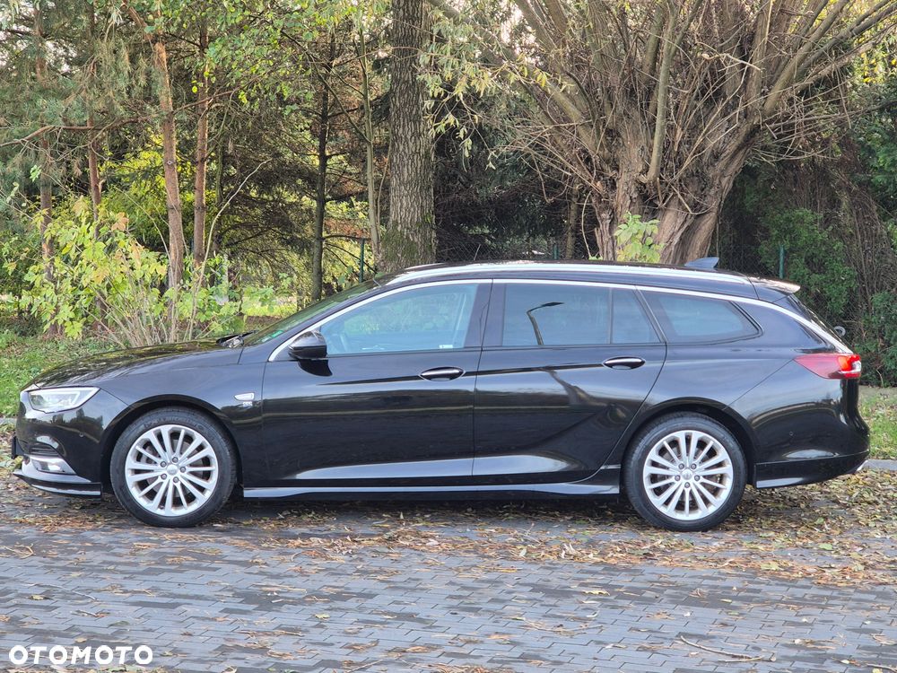 Opel Insignia Sports Tourer 2.0 BiTurbo Diesel 4x4 Business Innovation - 3