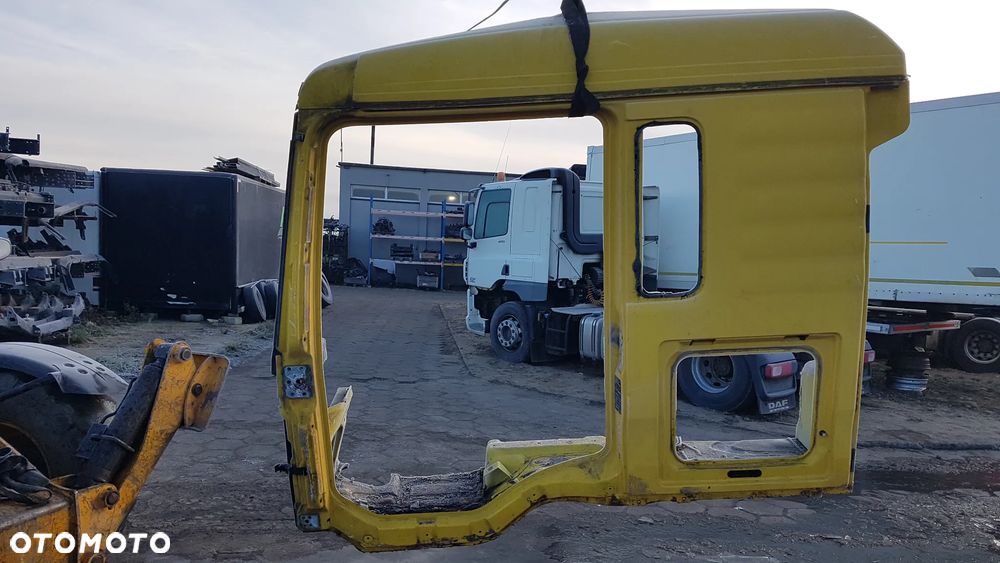 bok kabiny kabina lewy MAN TGL TGM TGS