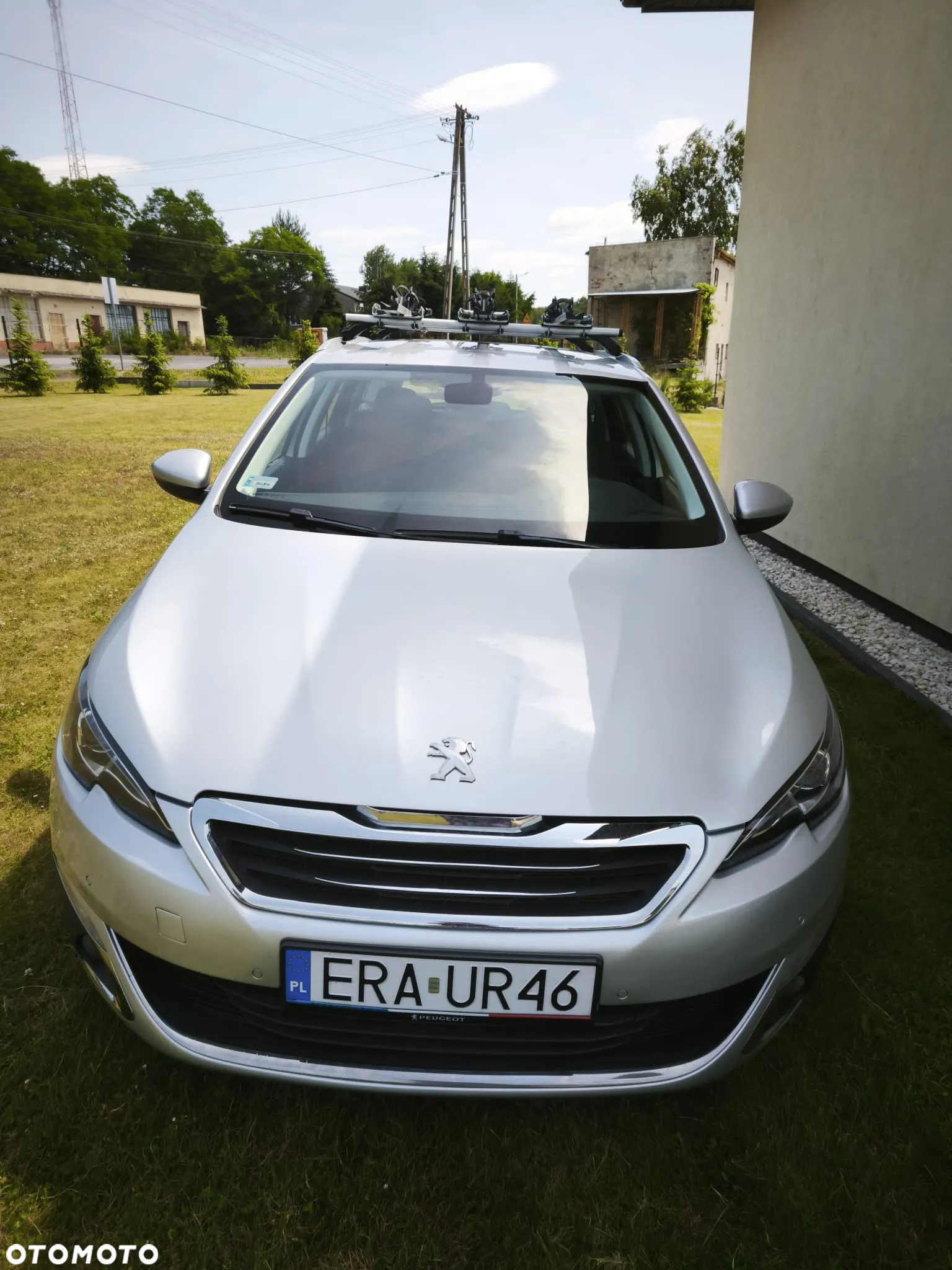 Peugeot 308 SW 2.0 Blue HDi Allure S&S - 2