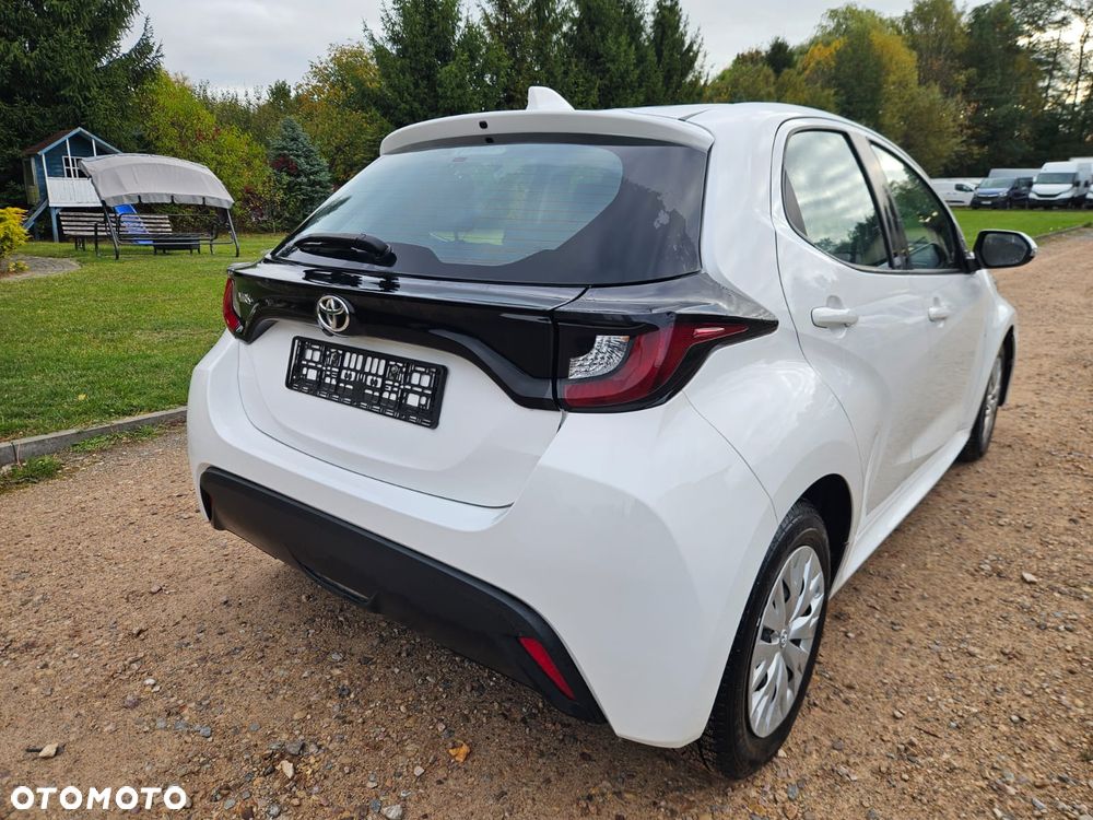 Toyota Yaris - 7