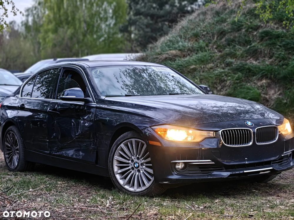 BMW Seria 3 328i xDrive Sport Line - 6