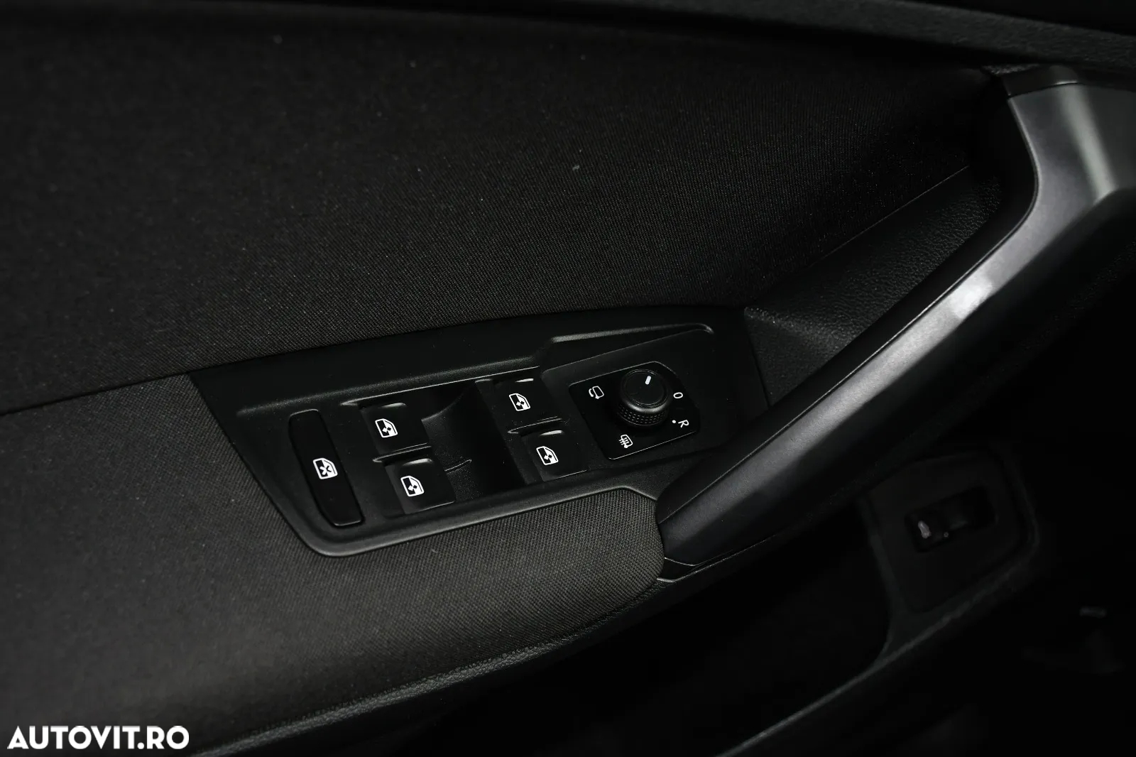 Volkswagen Tiguan 2.0 TDI DSG Life - 29