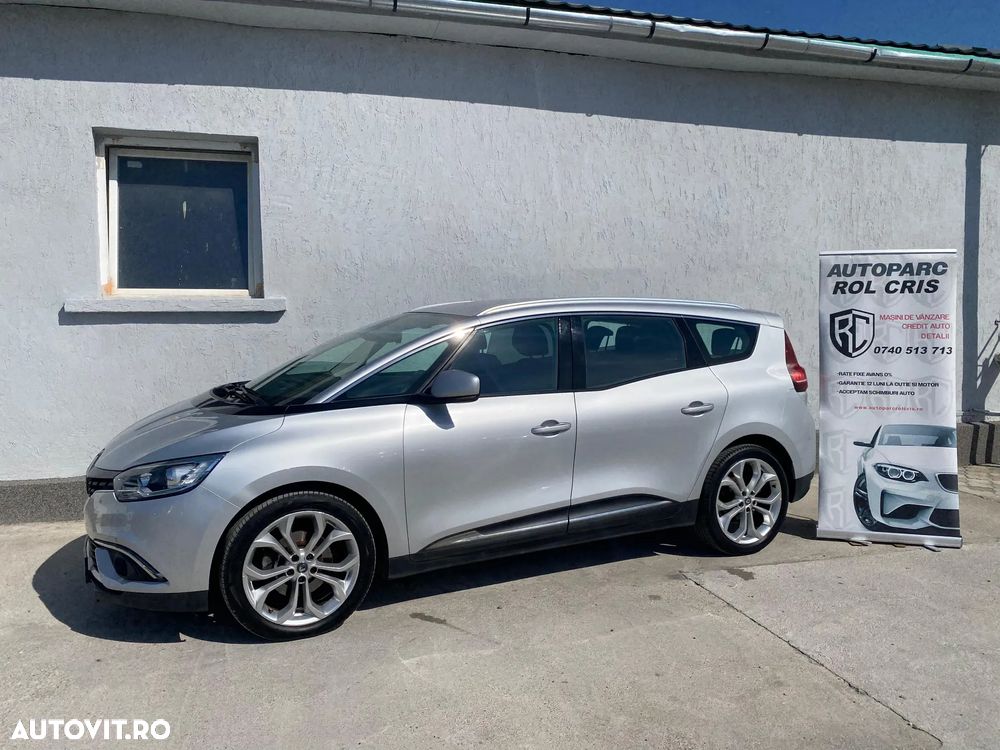 Renault Grand Scenic - 1