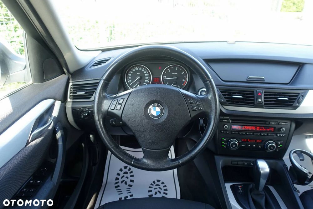 BMW X1 xDrive20d - 16