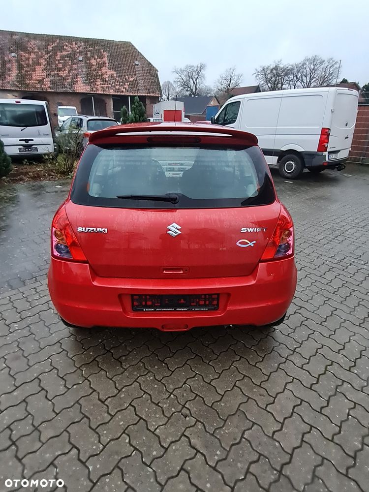 Suzuki Swift 1.3 GS - 3