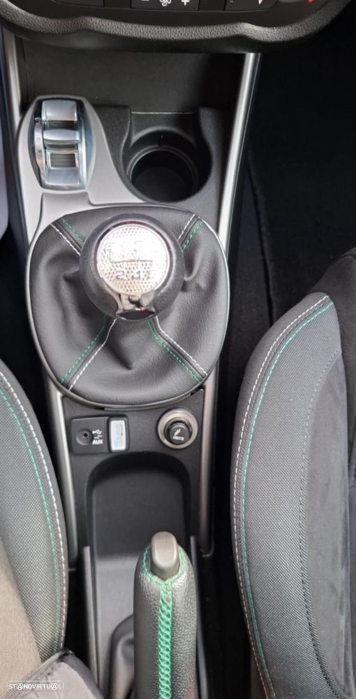 Alfa Romeo MiTo 1.4 T MultiAir Quadrifoglio Verde - 20