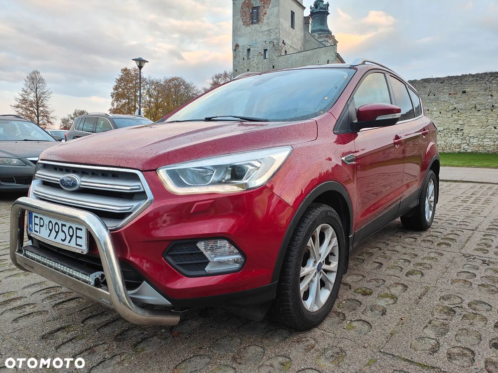 Ford Kuga 1.5 EcoBoost 2x4 Titanium