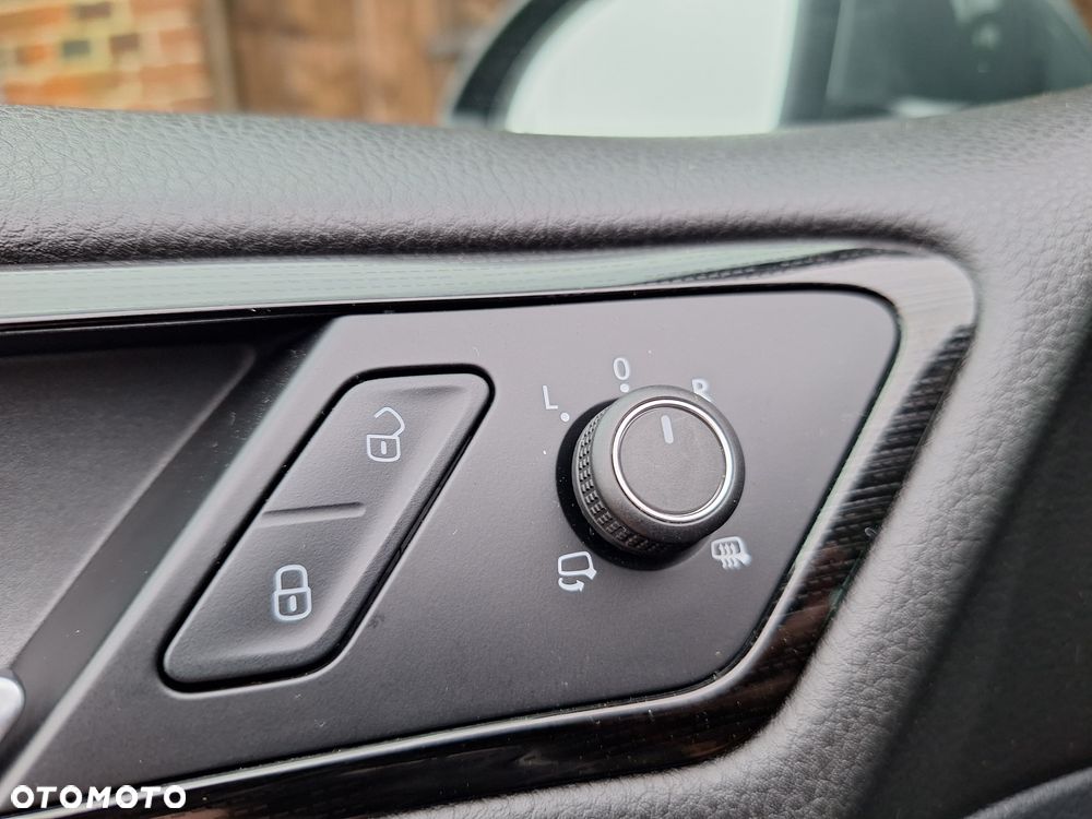 Volkswagen Golf 1.5 TSI ACT OPF Highline - 21