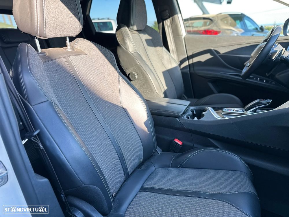 Peugeot 3008 1.6 Hybrid Allure e-EAT8 - 14