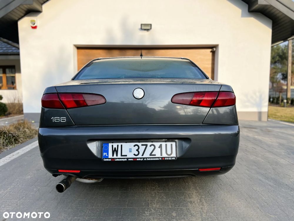 Alfa Romeo 166 - 32