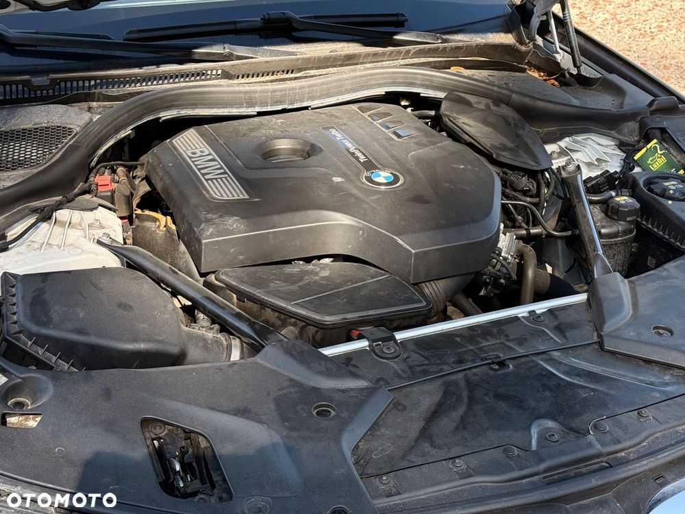 BMW Seria 5 530i Luxury Line - 35