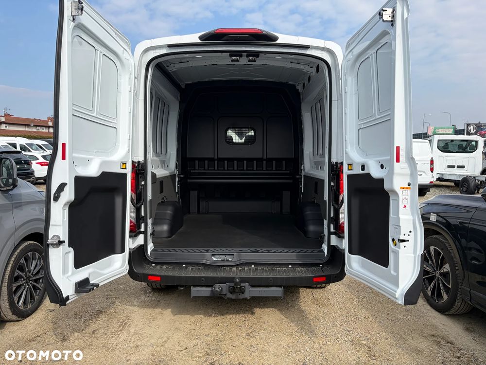 Ford Transit L3H2 DCIV 130KM Trend - 19
