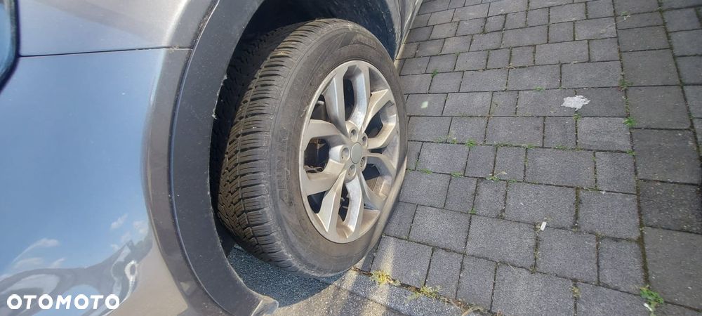 Land Rover Discovery Sport TD4 Dynamic - 6