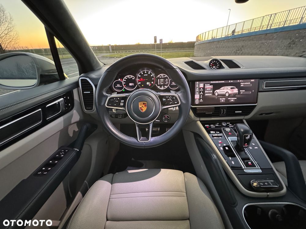 Porsche Cayenne GTS Tiptronic S - 34