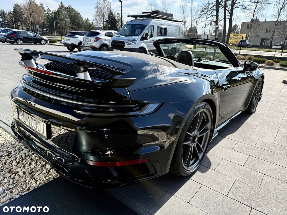 Porsche 911 Turbo S - 12