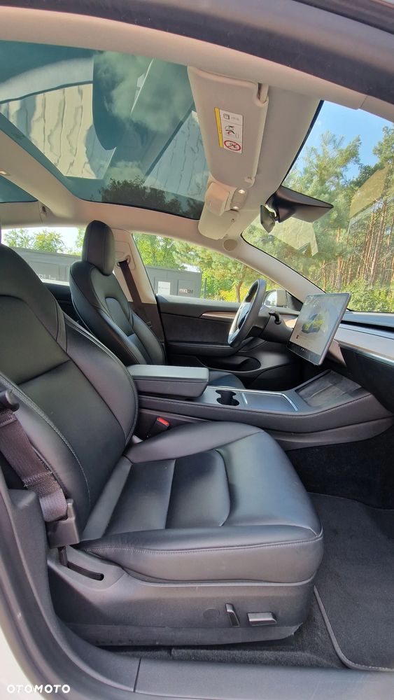 Tesla Model 3 Performance AWD - 17