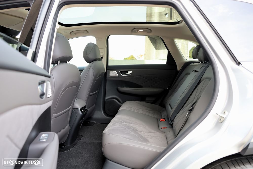 MG MGS6 EV 77 kWh Luxury - 11