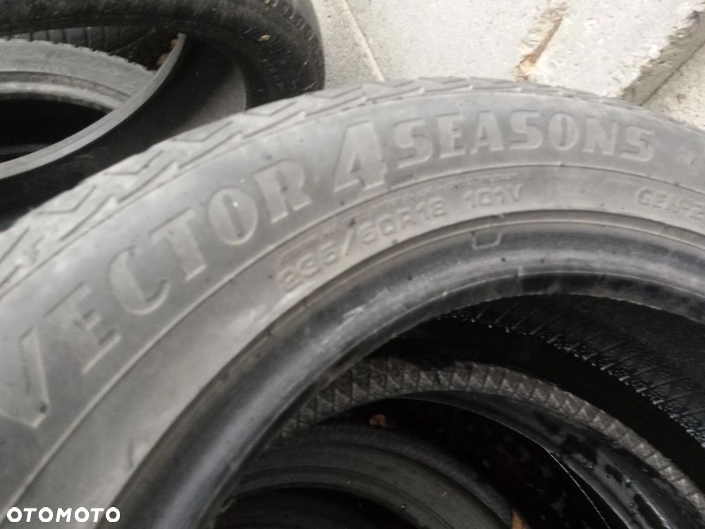 18” - GOOD YEAR - 235/50 r18 cali - CALOROCZNE ZIMOWE Opony Vector 4 Season - stan BDB - GWARANCJA ! + Możliwy MONTAŻ !! - 2