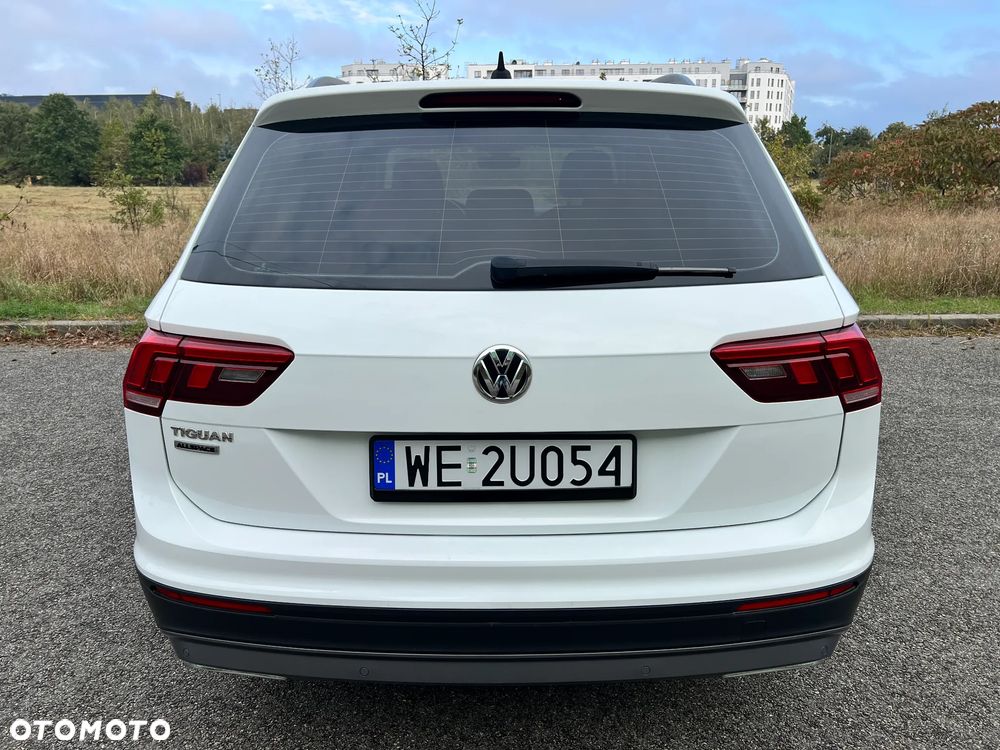 Volkswagen Tiguan Allspace 2.0 TDI SCR Comfortline - 4