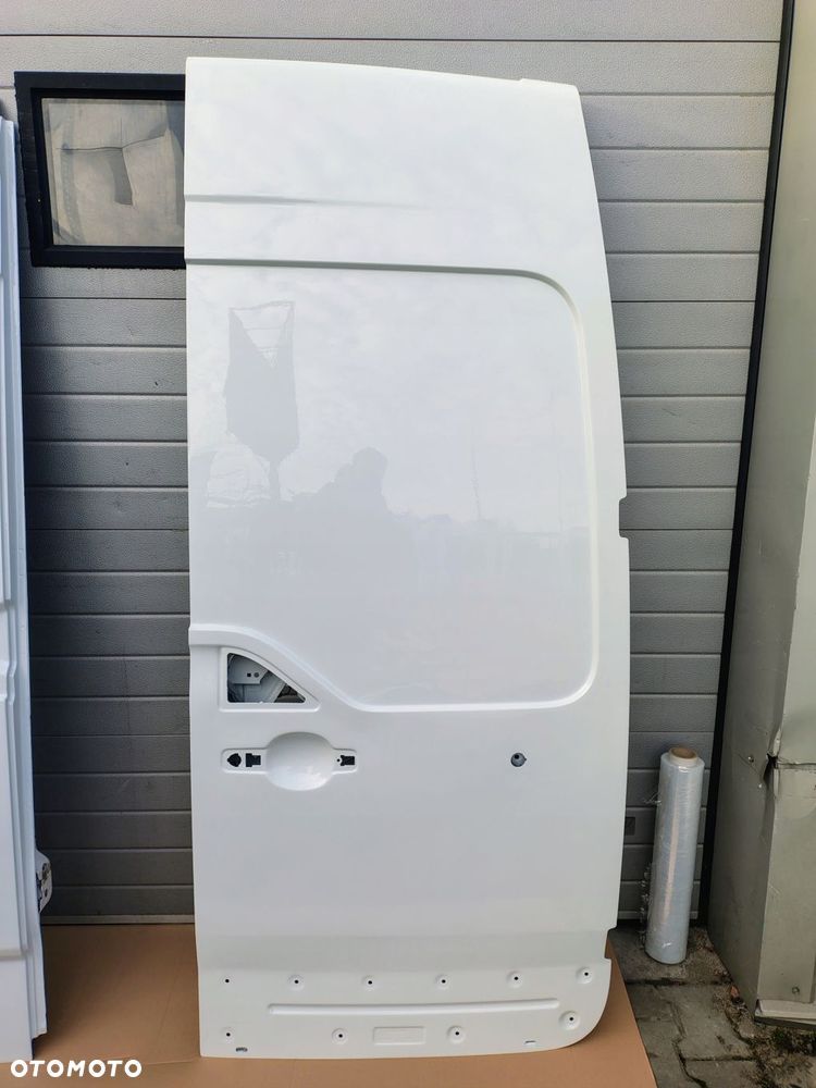 DRZWI PRAWE TYL TYLNE MASTER III MOVANO B NV400 2010- IGŁA!