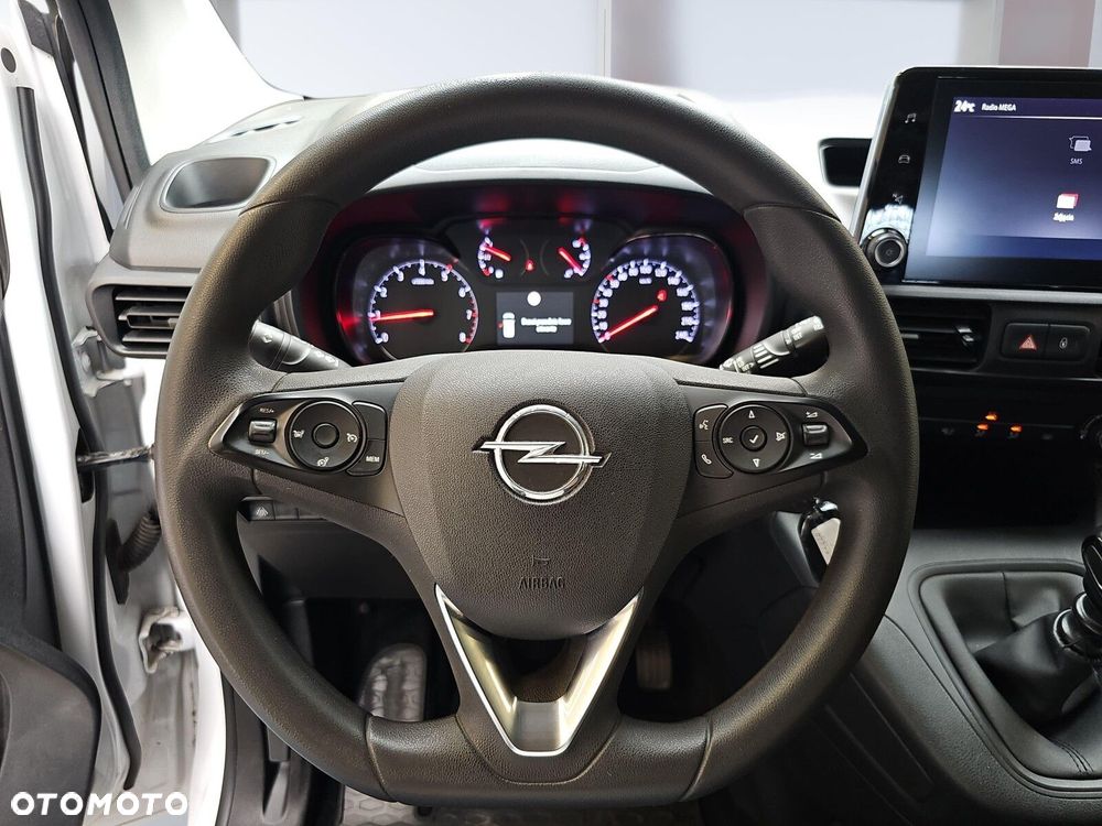 Opel Combo 1.5 DT Edition 102KM - 12