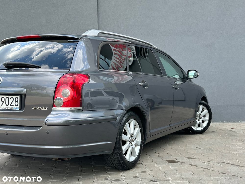 Toyota Avensis 2.0 VVT-i Prestige Premium - 11