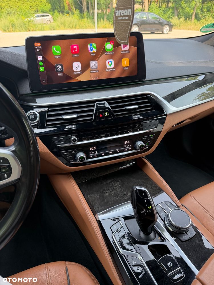 BMW Seria 5 530e Luxury Line - 14