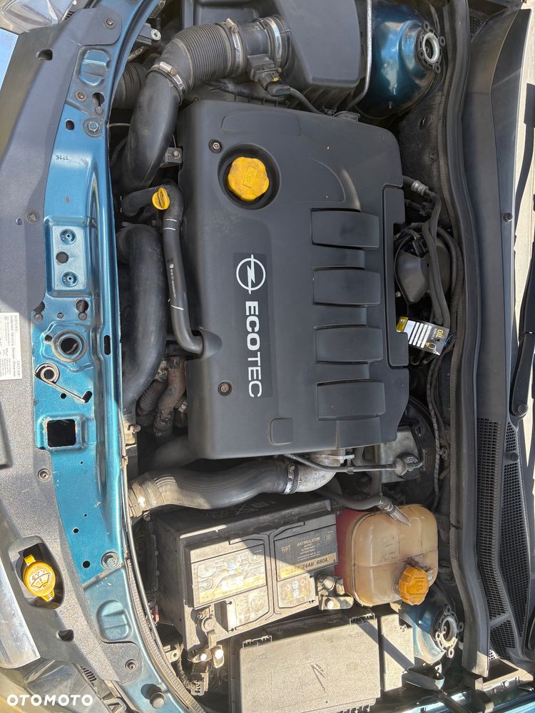 Opel Astra 1.9 CDTI - 14