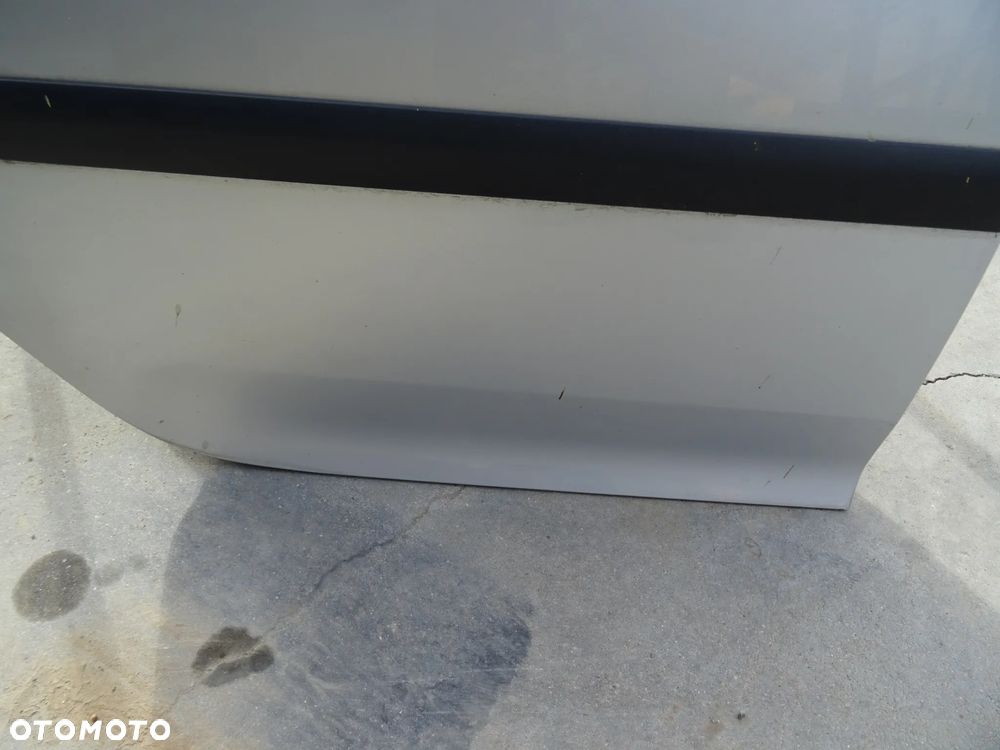 Drzwi  prawy tył VW GOLF V LCA7W  Hatchback Gołe - 3