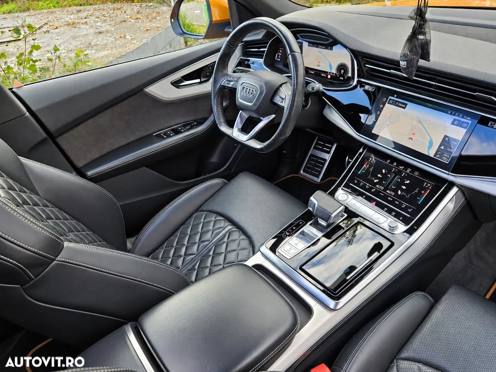 Audi Q8 - 17
