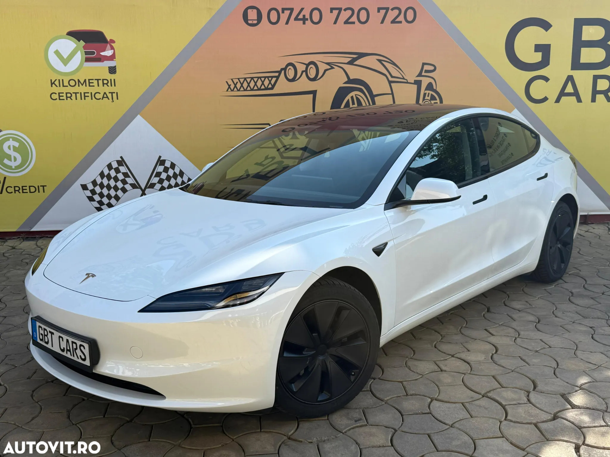 Tesla Model 3 Standard Reichweite Plus Hinterradantrieb - 3