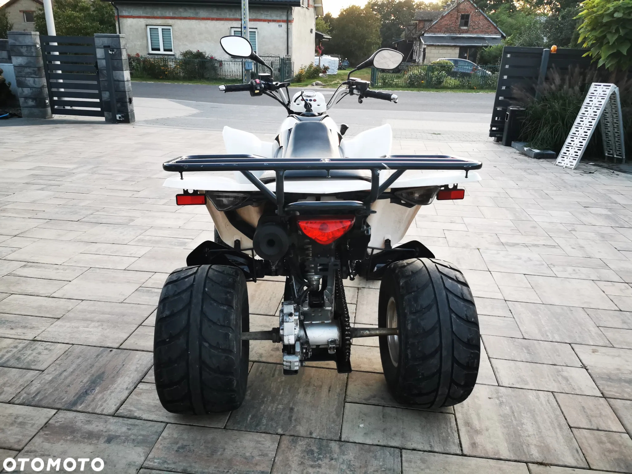 Kymco KXR - 6