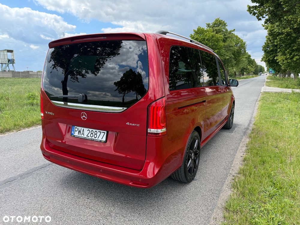 Mercedes-Benz Klasa V 250 d lang 4Matic 9G-TRONIC Avantgarde - 18